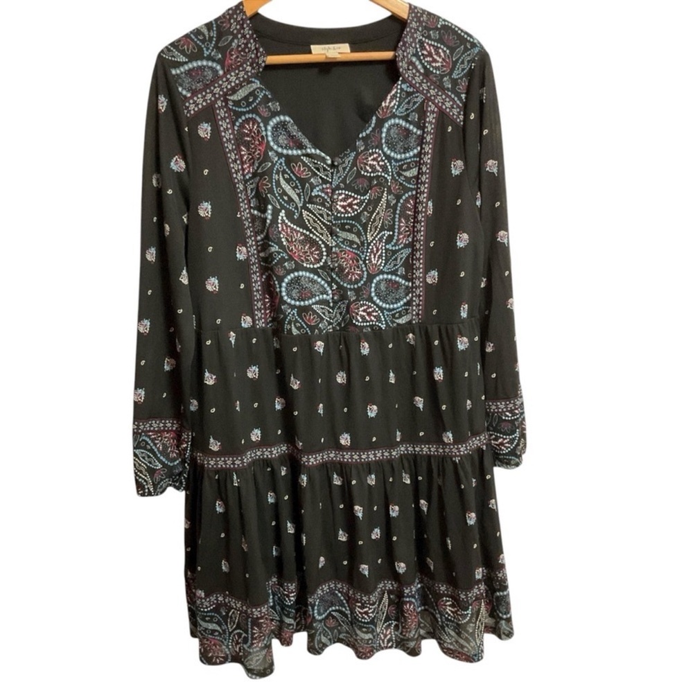 Black Paisley V-Neck Tiered Long Sleeve Dress